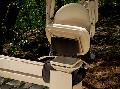 Elite outdoor curved stairlift 6 - Central Massachusetts Stairlifts