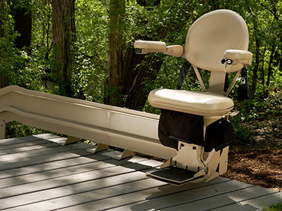 Elite outdoor curved stairlift 5 - Central Massachusetts Stairlifts