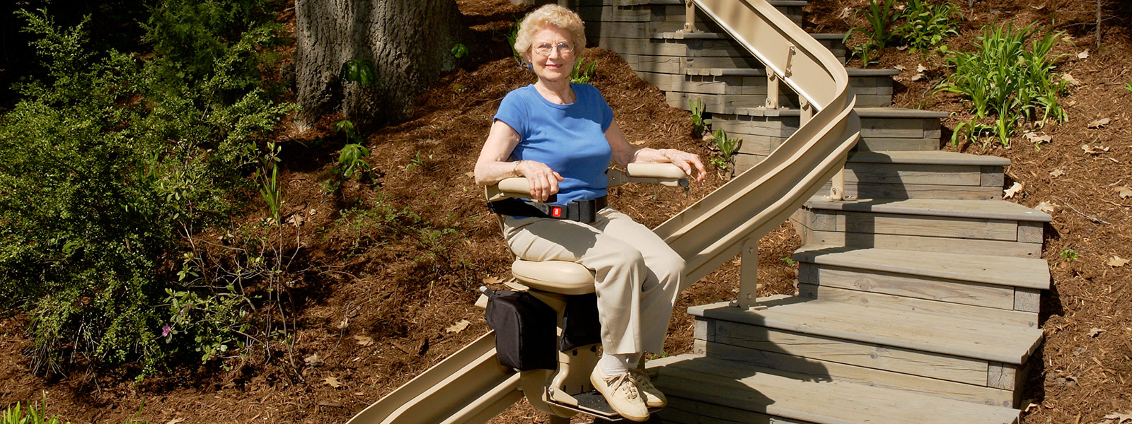 Elite outdoor curved stairlift 2 - Central Massachusetts Stairlifts