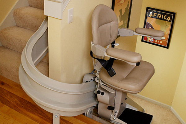 Thumb Stairlift - Central Massachusetts Stairlifts